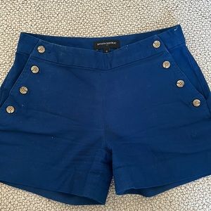 Banana Republic navy shorts in size 0.